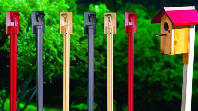 birdhouse mounts to deter snakes